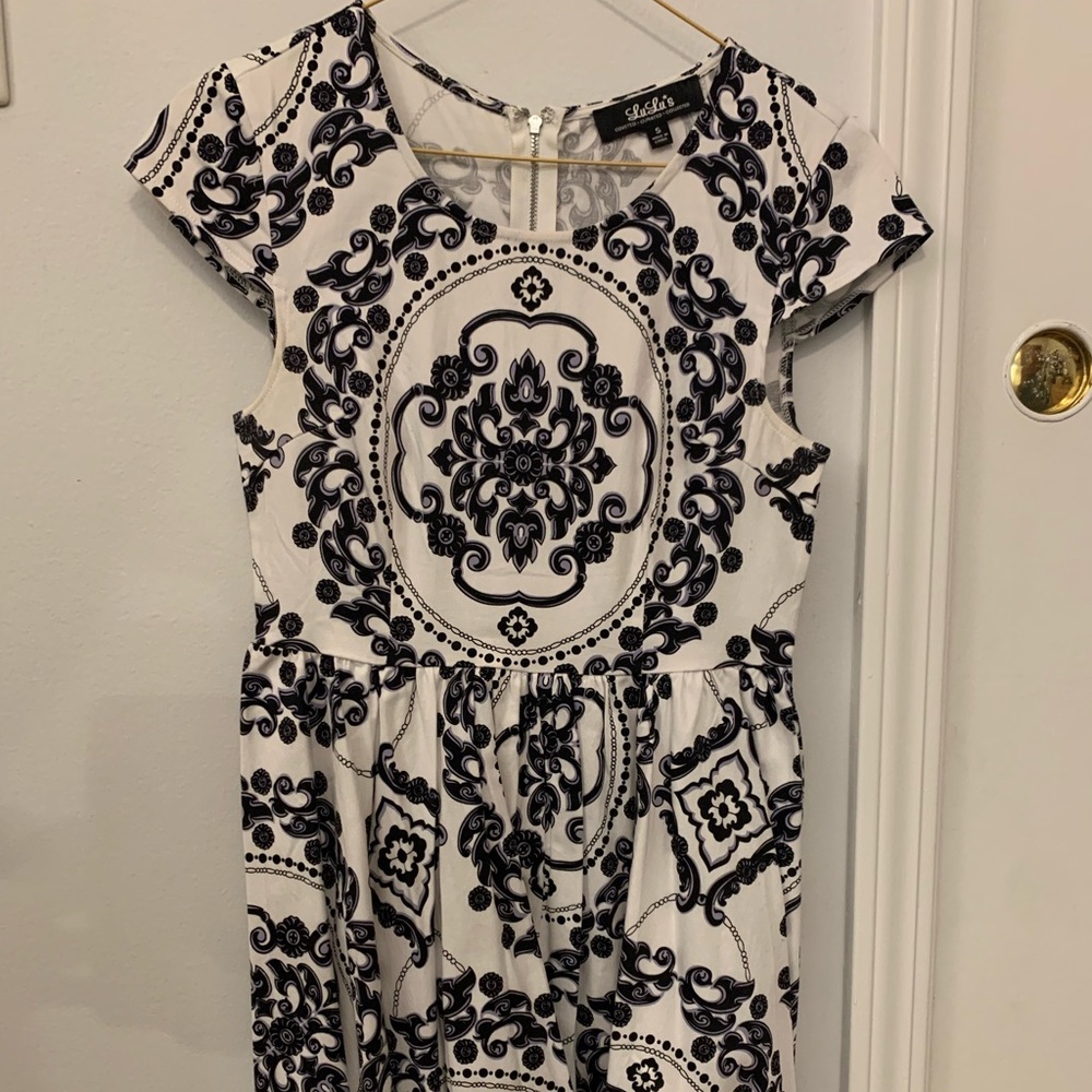 Lulus - Cotton Dress - S - White with Black and Lavender Detailings